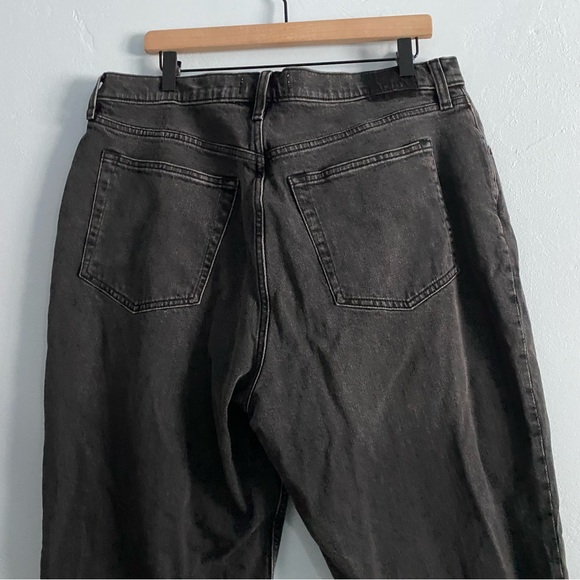 Abercrombie & Fitch Charcoal Straight Leg Jeans - Picture 10 of 13